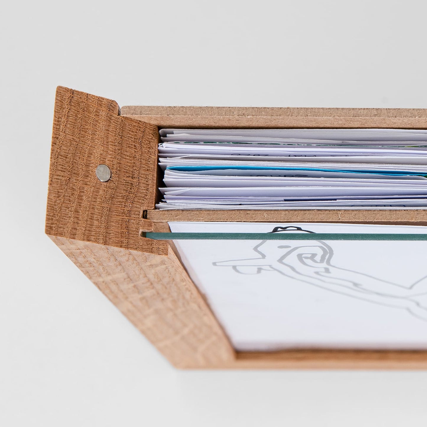 Archivfach für mehr als 100 Zeichnungen